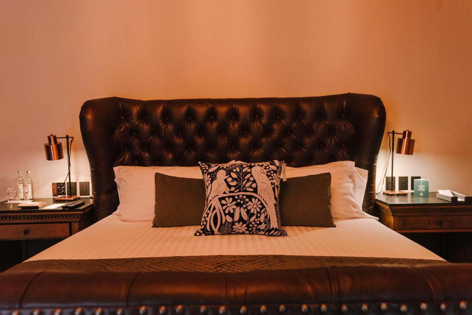 Hotel Apapacho Boutique Альенде Экстерьер фото