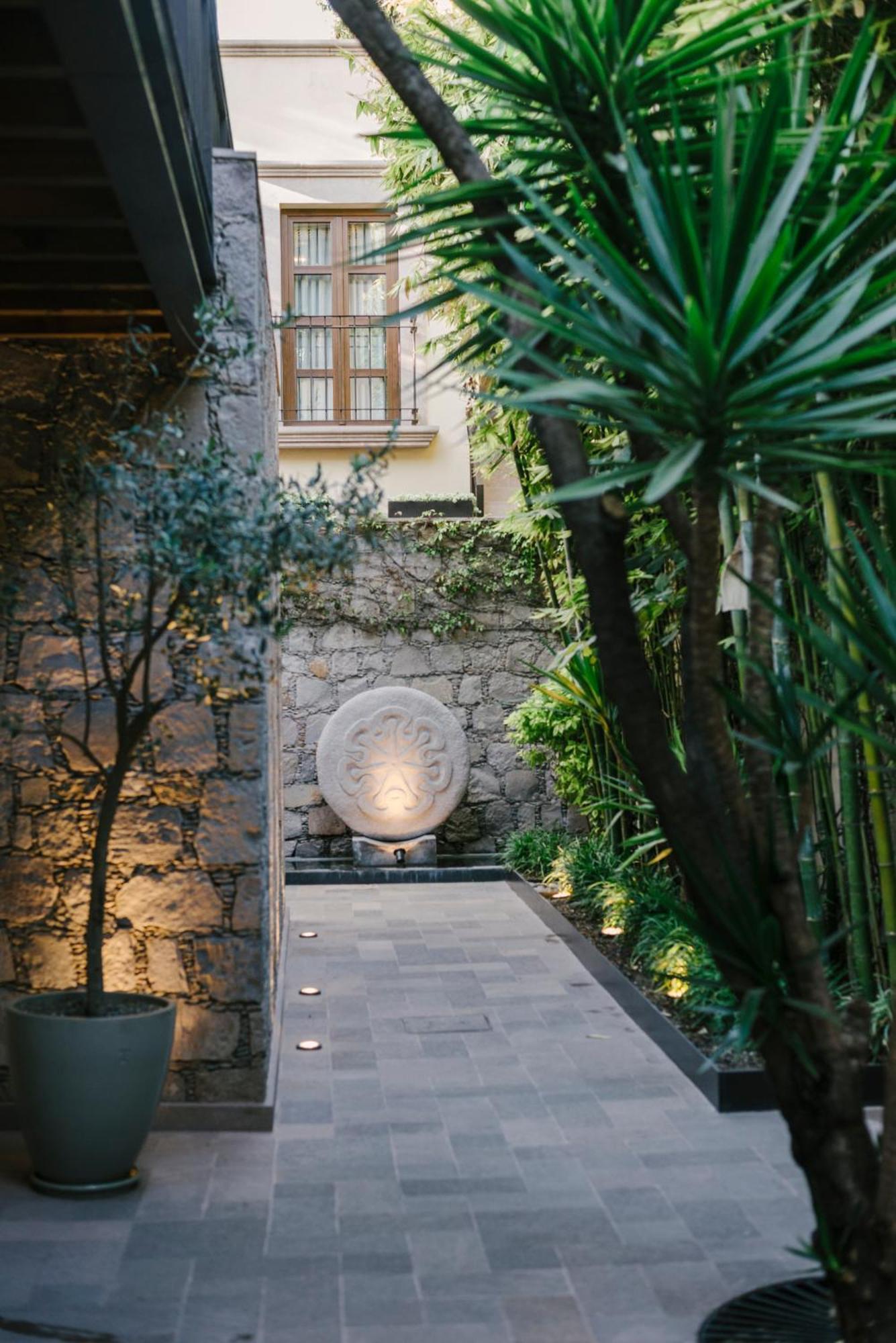 Hotel Apapacho Boutique Альенде Экстерьер фото